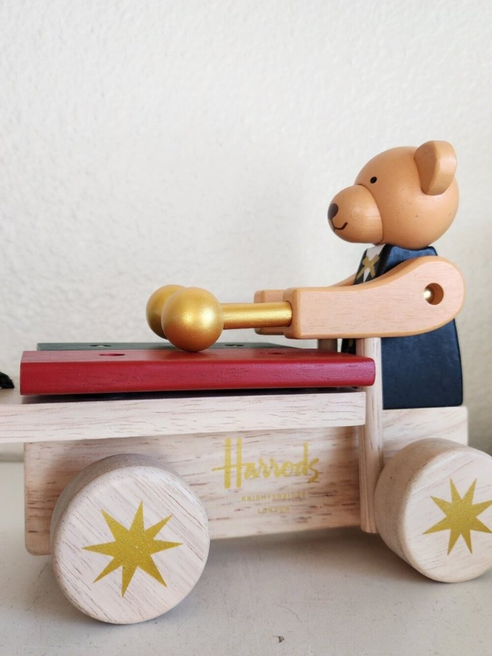 Harrods Bear Pull Along Toy Bear Plays the Xylophone as he is pulled NEW No Box